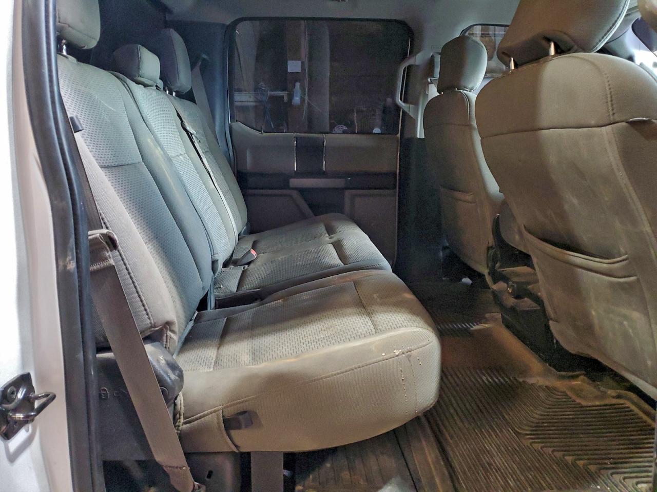 Ford F-250 Super Duty Image 7