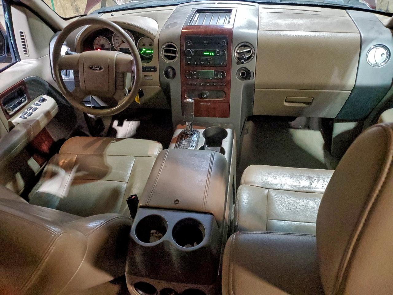 Ford F-150 Supercrew Image 7