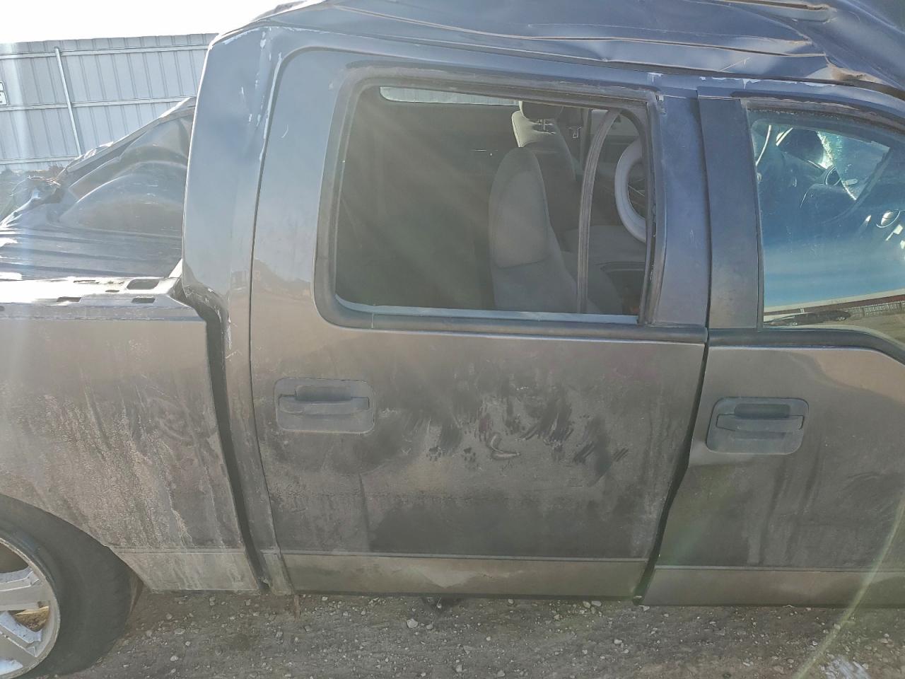 Ford F-150 Supercrew Image 6