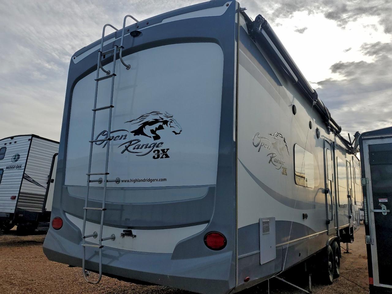 Highland Ridge Open Range Image 3