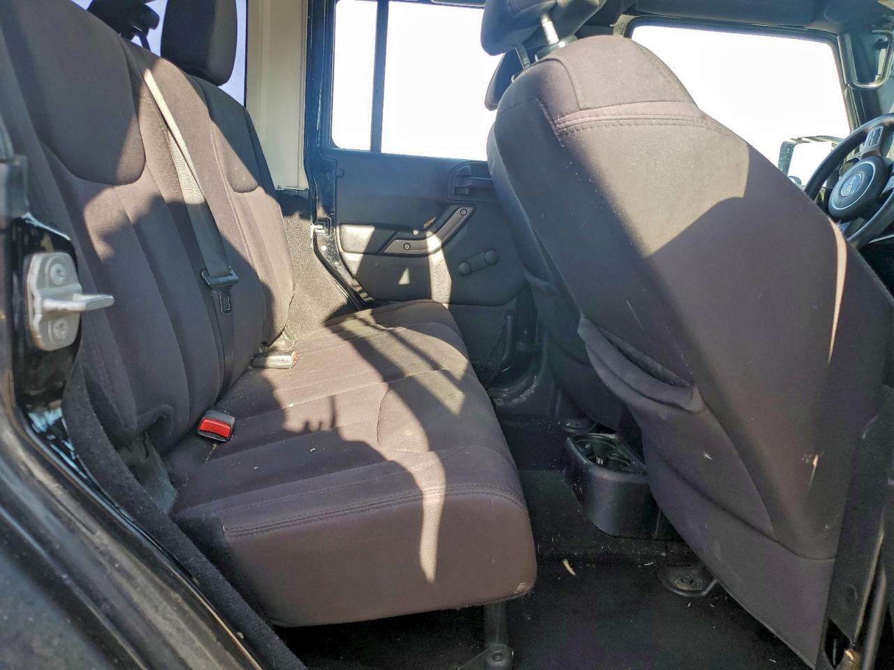 Jeep Wrangler Sport Image 6