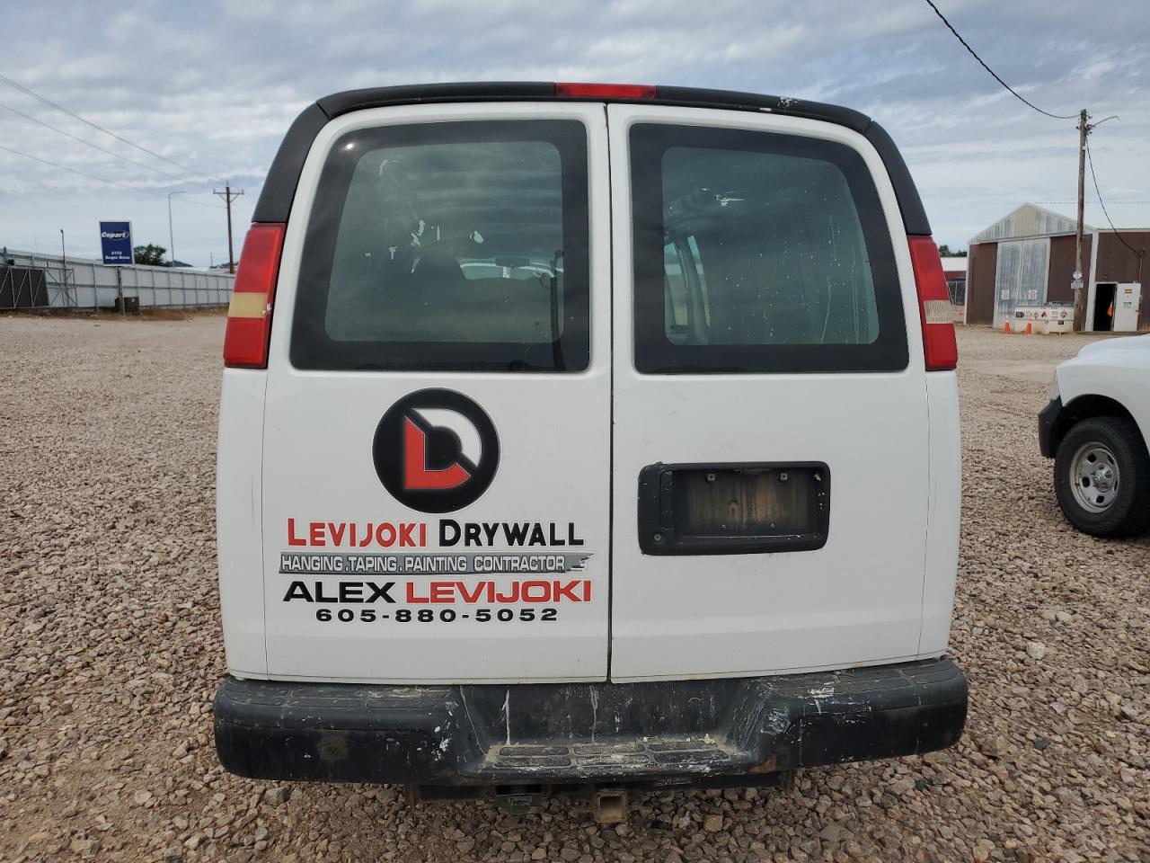 Chevrolet Express Image 10