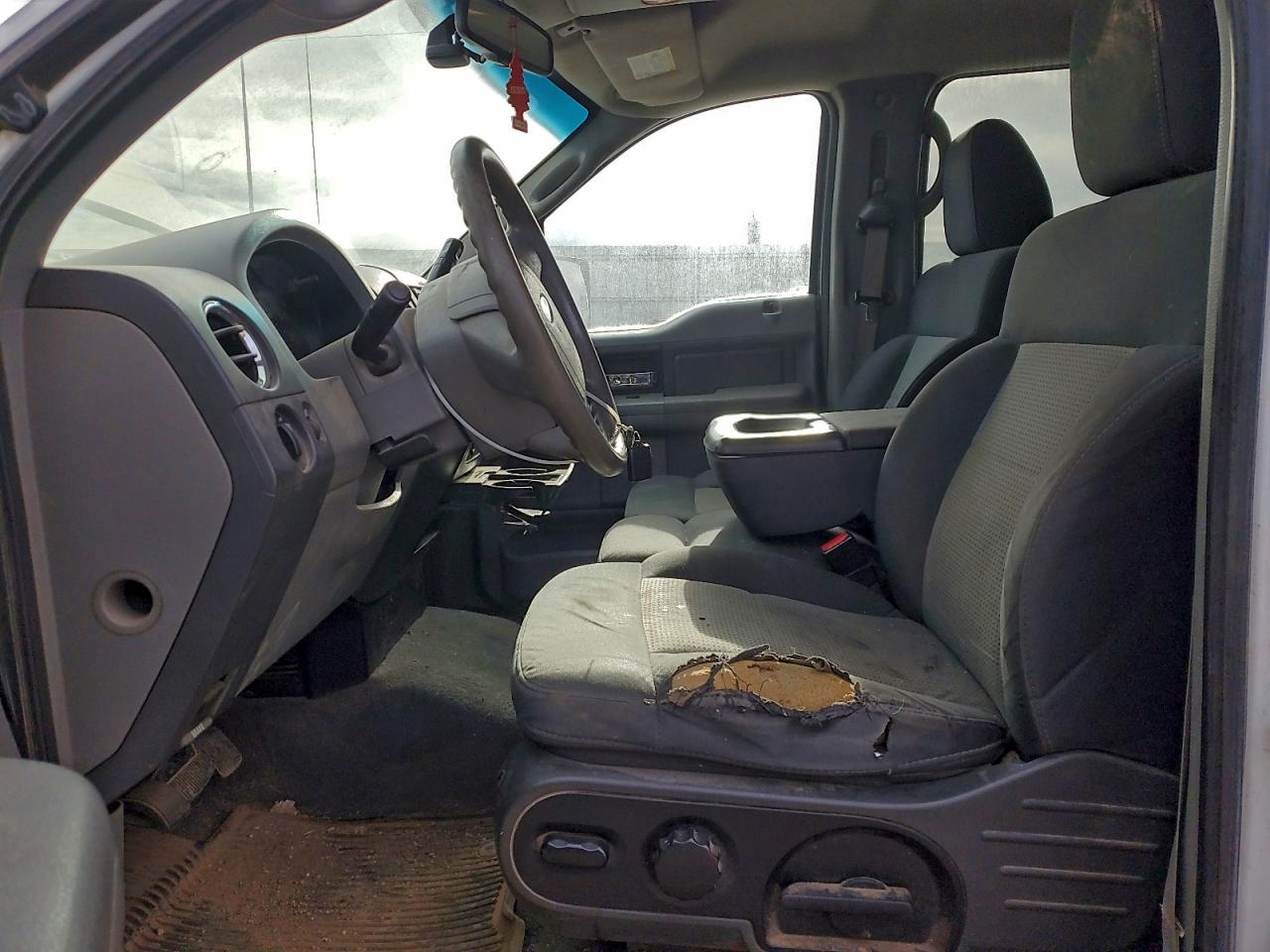 Ford F-150 Supercrew Image 9