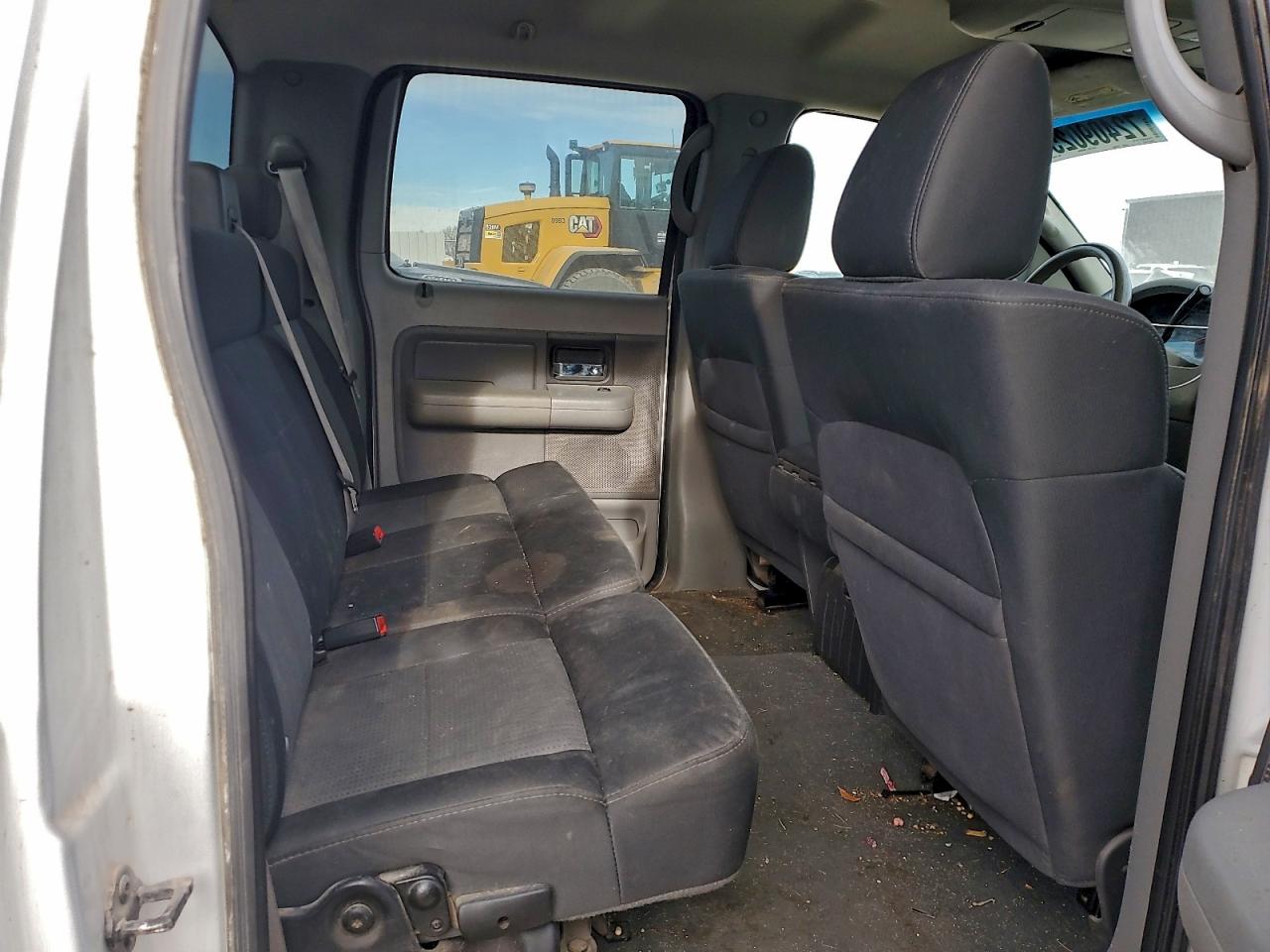 Ford F-150 Supercrew Image 8