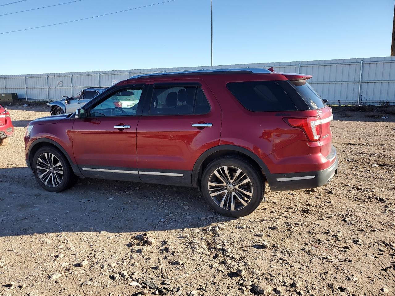 Ford Explorer Platinum Image 7