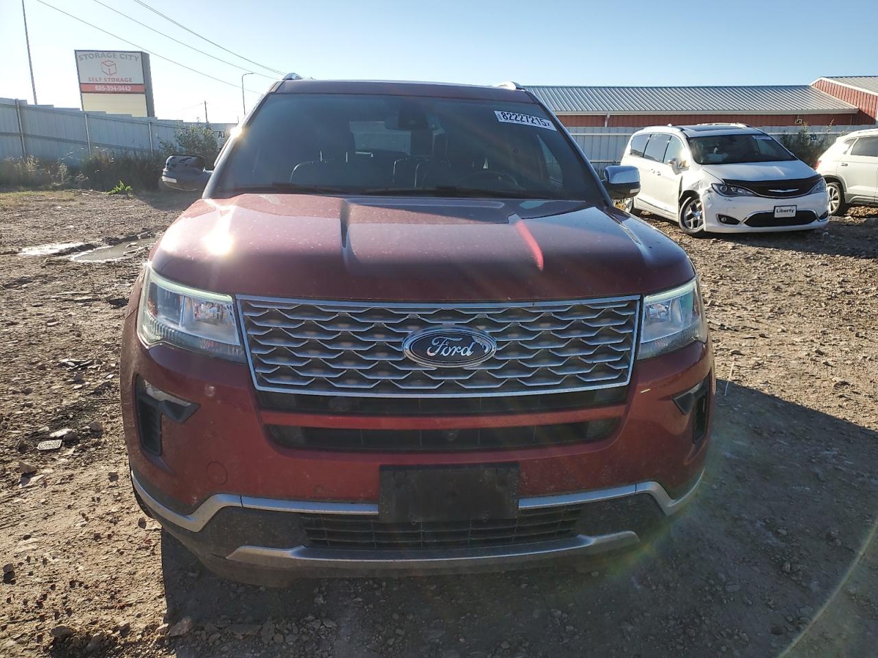 Ford Explorer Platinum Image 4