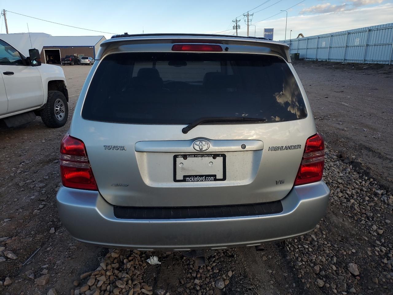 Toyota Highlander Limited Image 3