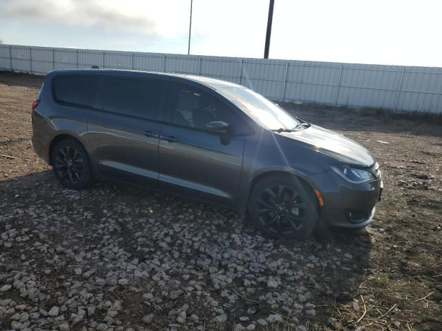 Chrysler Pacifica Touring Plus Image 9