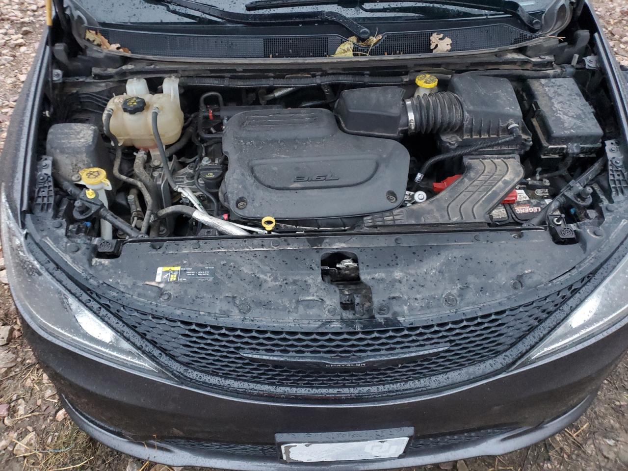 Chrysler Pacifica Touring Plus Image 6