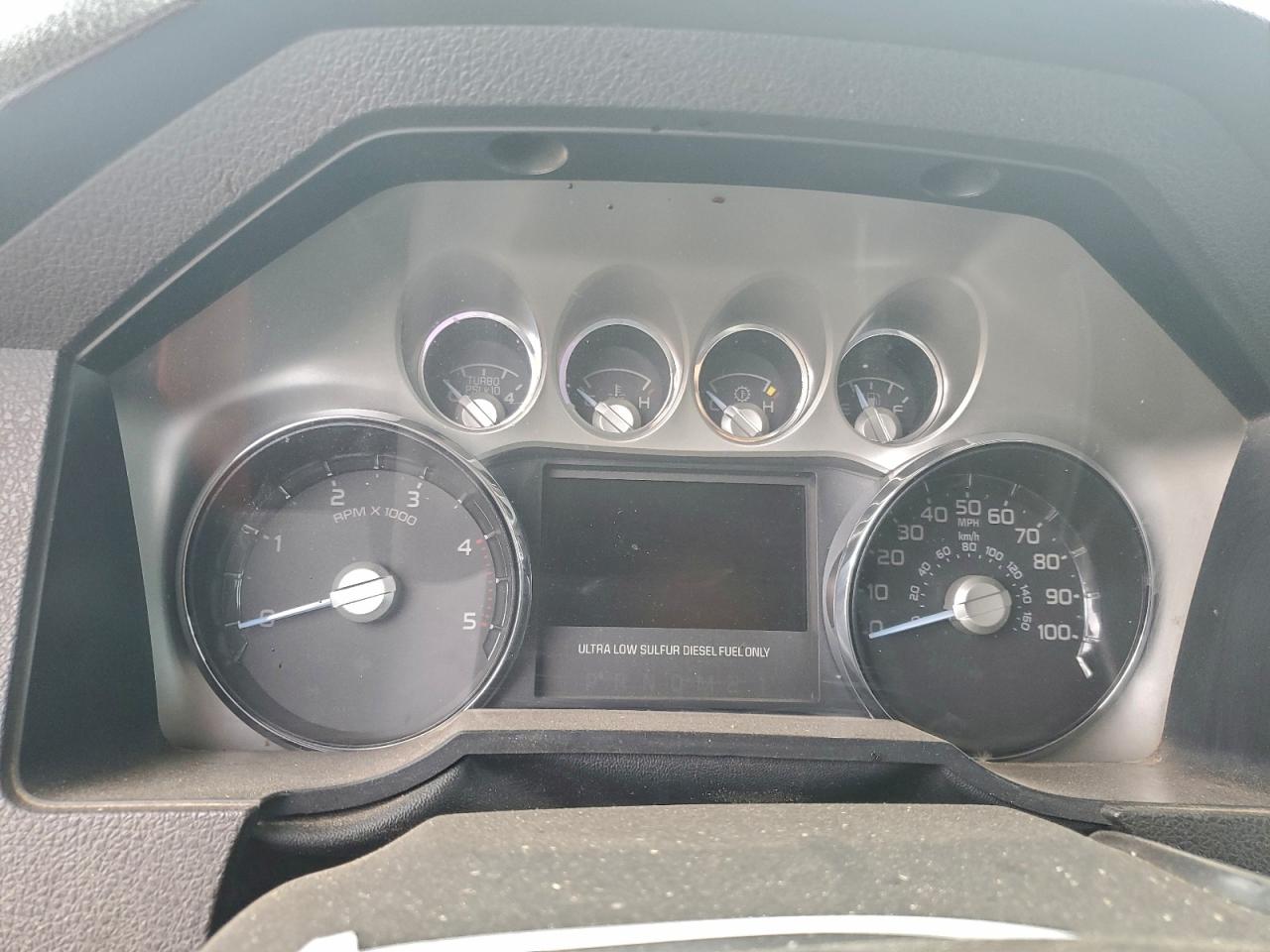 Ford F-350 Super Duty Image 11