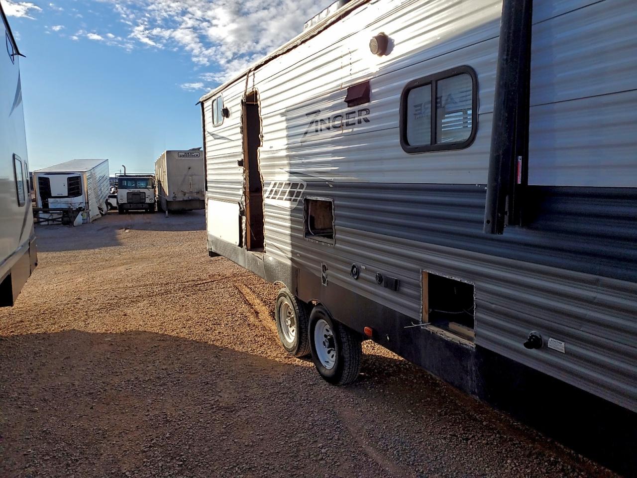 Keystone Zinger Image 10