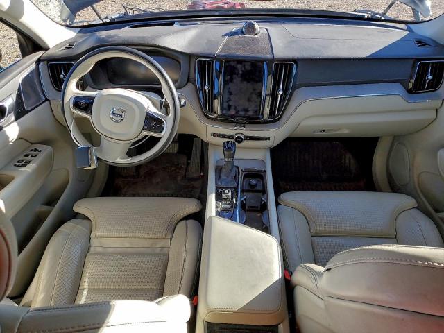 Volvo XC60 T6 Inscription Image 5