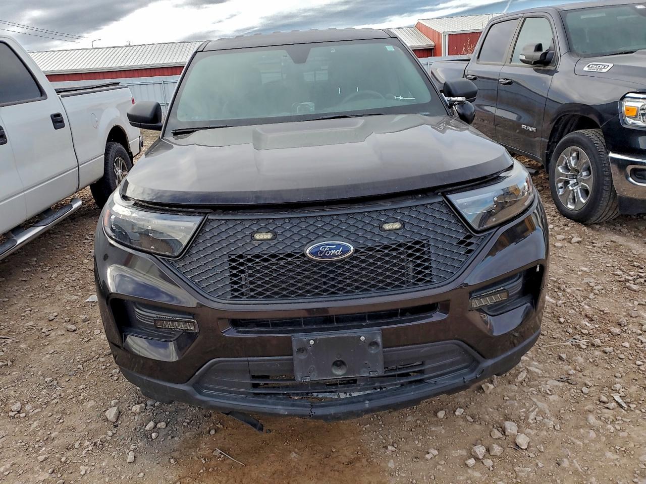 Ford Explorer Police Interceptor Image 9