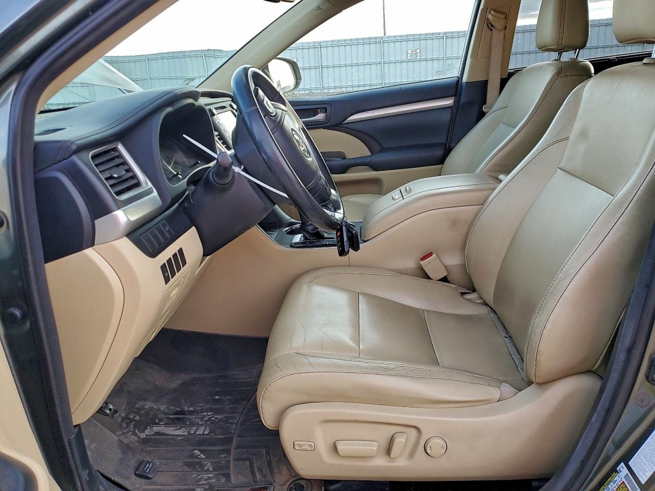 Toyota Highlander Xle Image 9