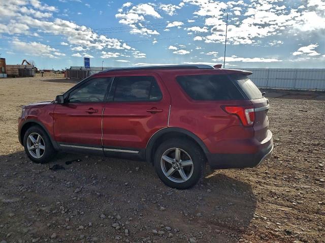 Ford Explorer Xlt Image 2