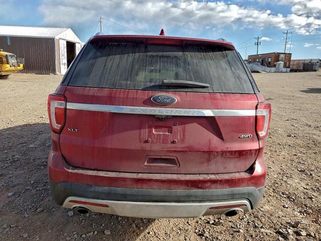 Ford Explorer Xlt Image 8
