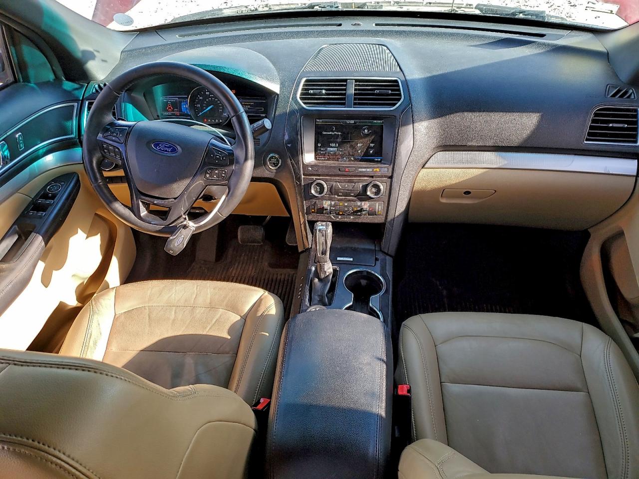 Ford Explorer Xlt Image 6