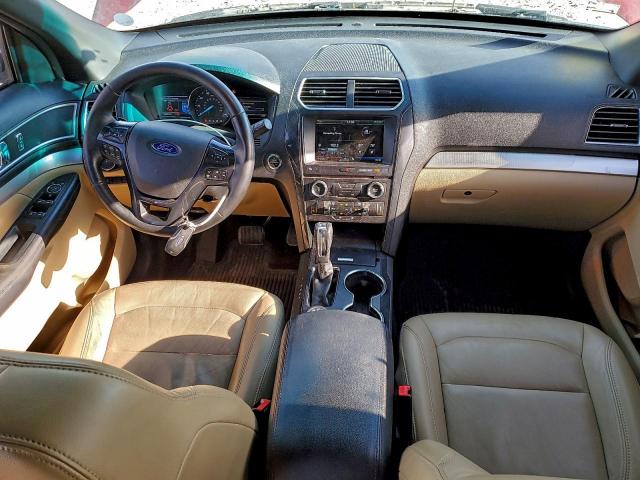 Ford Explorer Xlt Image 6