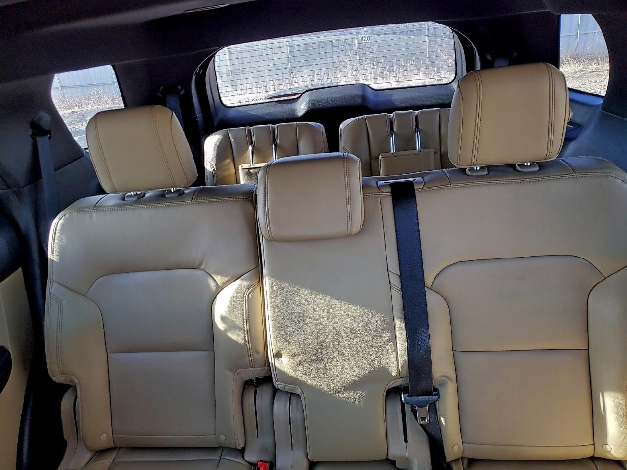 Ford Explorer Xlt Image 12