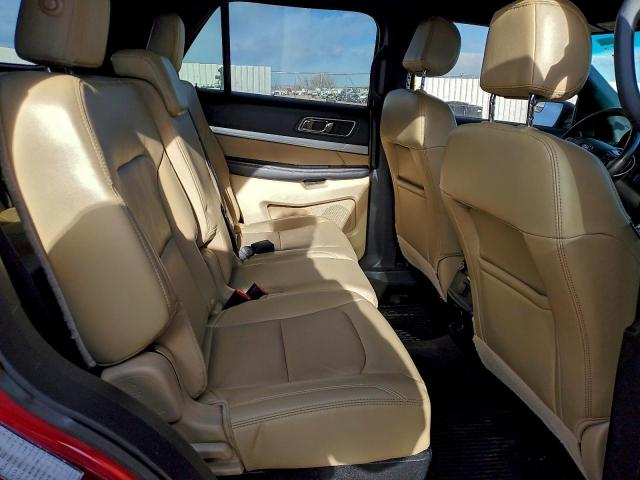 Ford Explorer Xlt Image 10